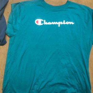 Champion t-shirt